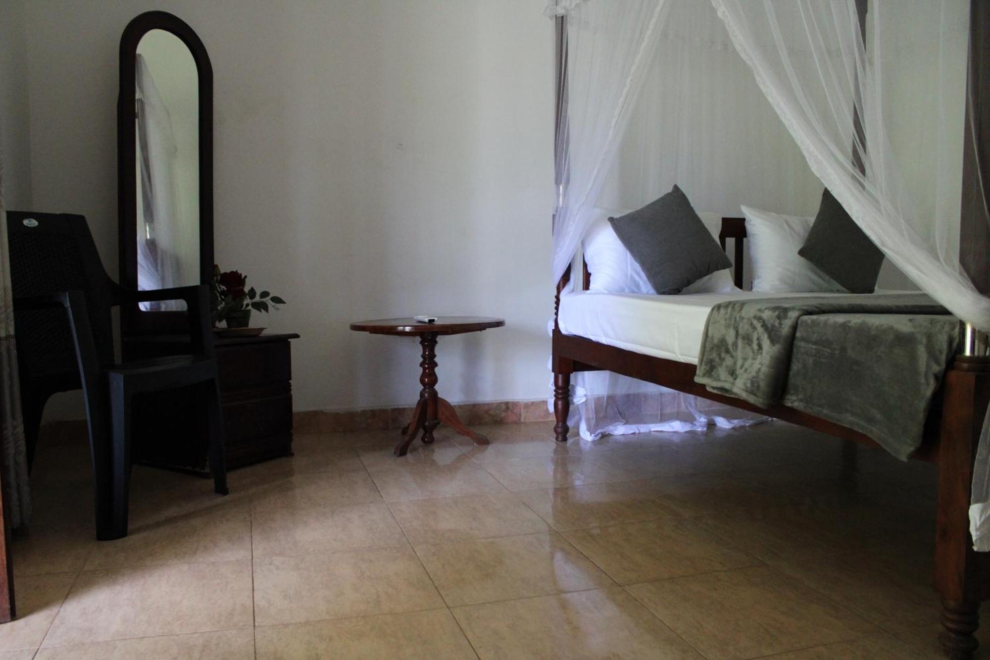Sun And Surf Rest Hotel อาฮานกามา ภายนอก รูปภาพ