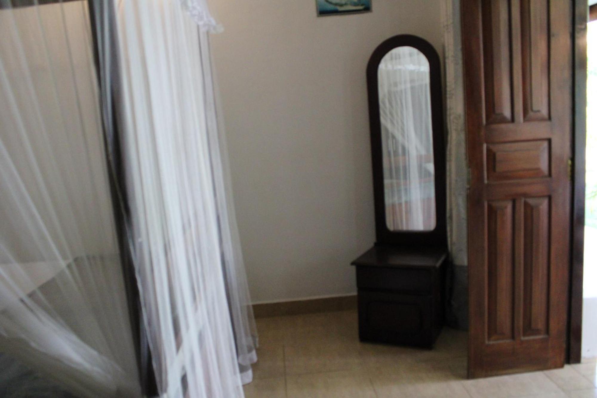 Sun And Surf Rest Hotel อาฮานกามา ภายนอก รูปภาพ