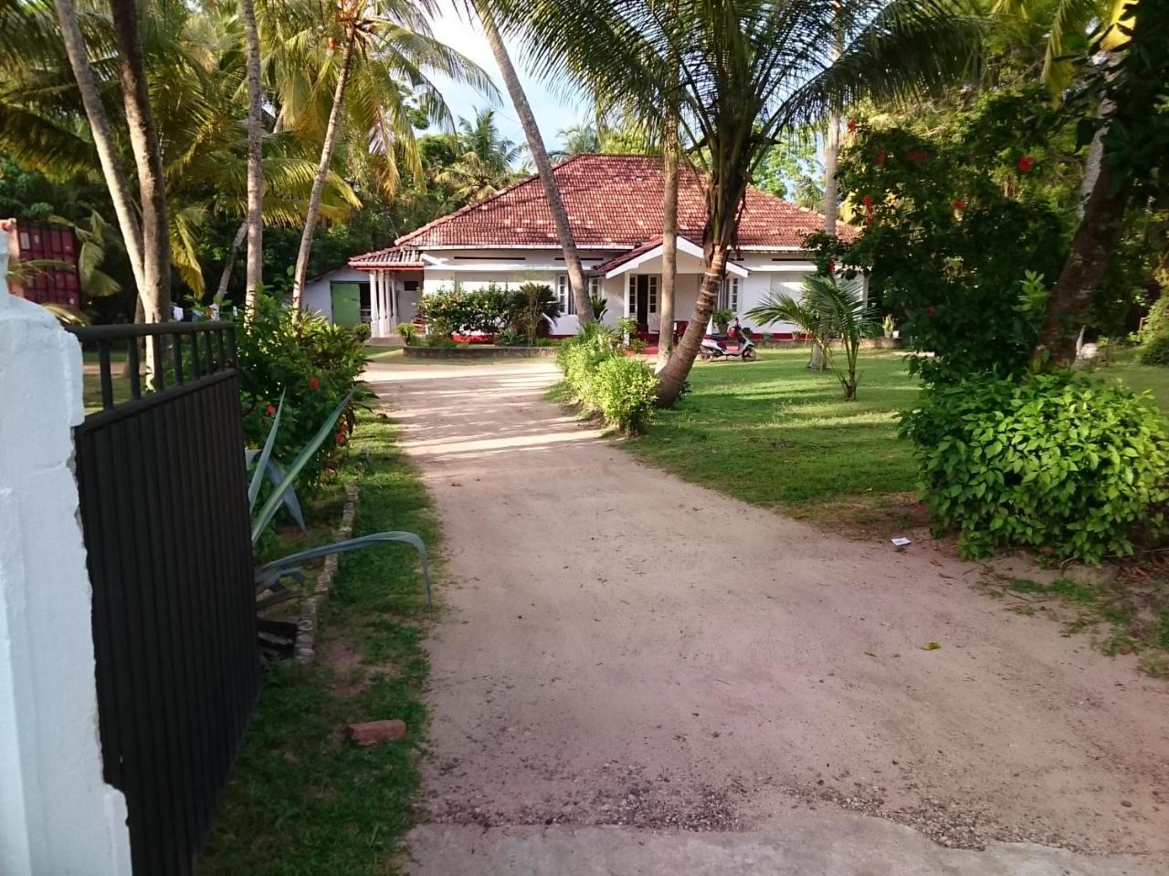 Sun And Surf Rest Hotel อาฮานกามา ภายนอก รูปภาพ