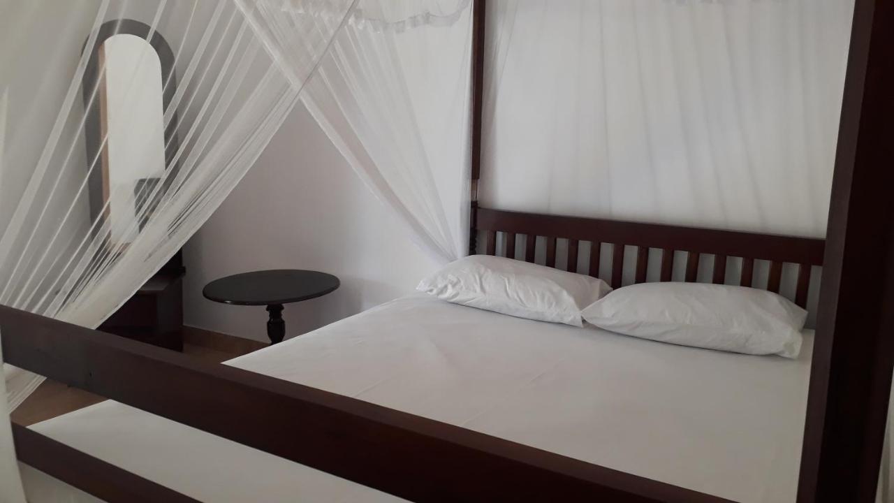 Sun And Surf Rest Hotel อาฮานกามา ภายนอก รูปภาพ